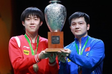 近日世界乒坛及国内乒乓球界二三事|王皓|冠军赛|WTT|多哈|国家队_新浪体育_新浪新闻